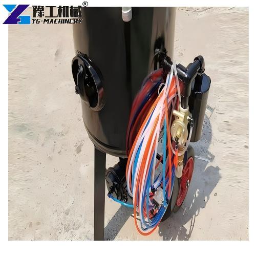 Mobile Rust Removal Sandblaster